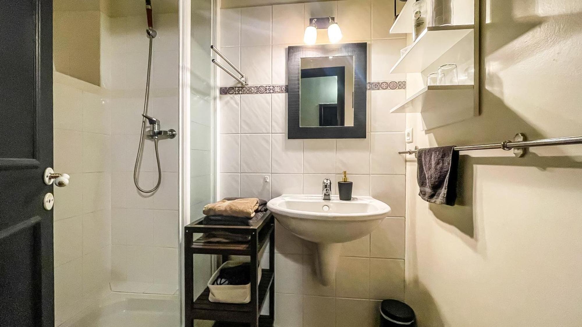 Retromirabeau - Chambre Suite & Appartements De Charme - Localisation Premium Narbonne Ngoại thất bức ảnh